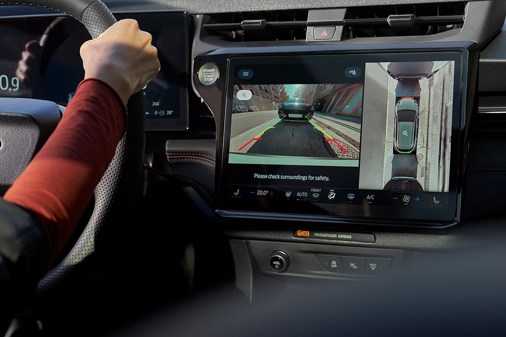 Viewing Ford Puma’s 360-degree camera on the in-car screen.